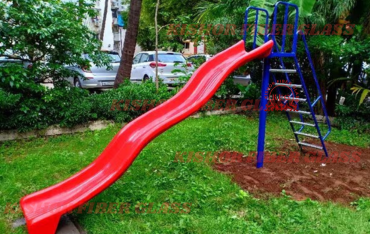 FRP ROTO WAVE SLIDE